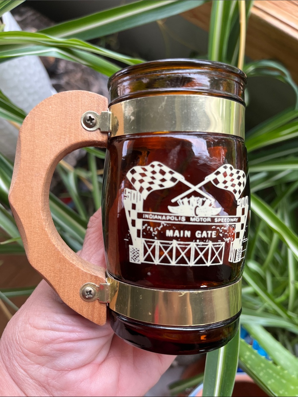Vtg Indianapolis Motor Speedway Indy 500 Siesta Ware Barrel Mug Wood Handle USA